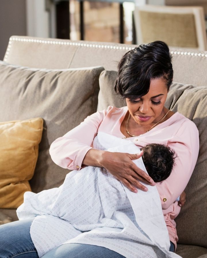 Nursing blankets breastfeeding